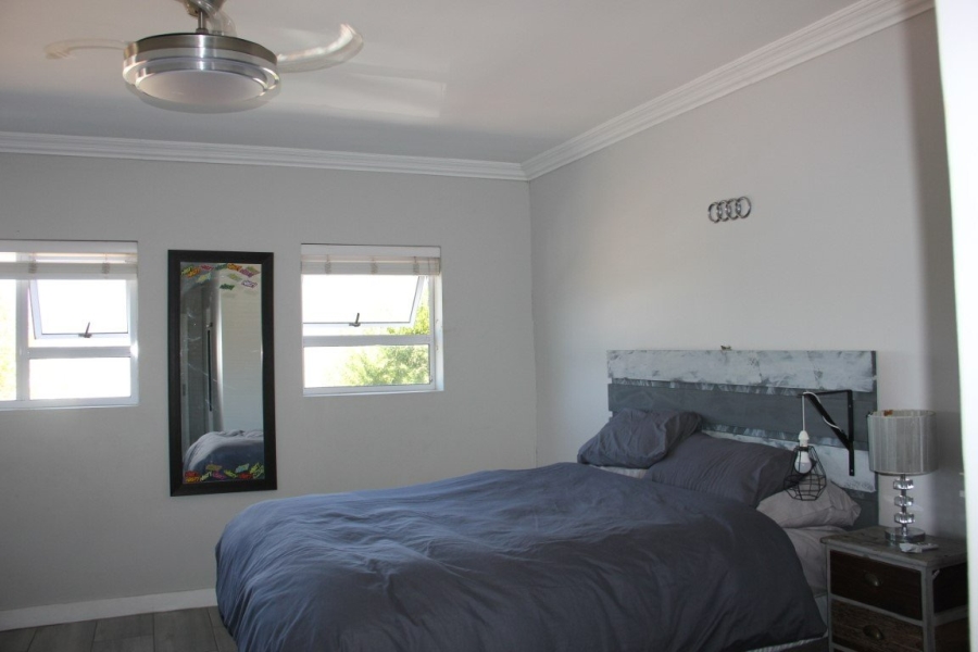 4 Bedroom Property for Sale in Somerset Country Estate Western Cape